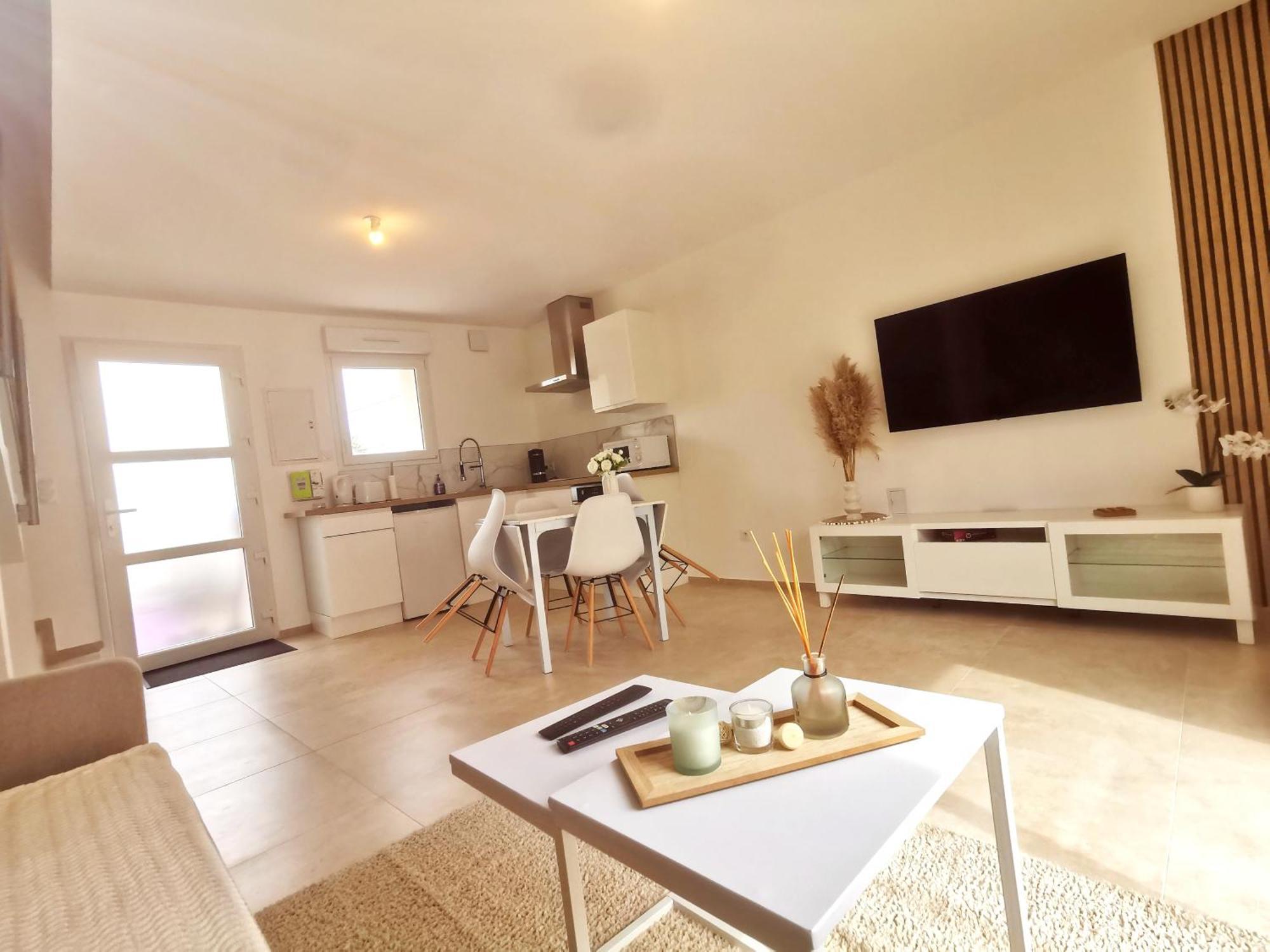 Ferienwohnung Magnifique Duplex Neuf Parking Et Terrasse Dole Exterior foto
